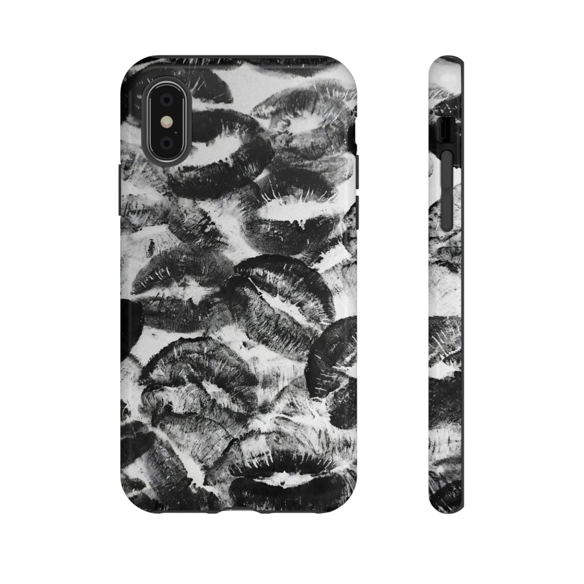 Black and Kiss Design Phone Case
