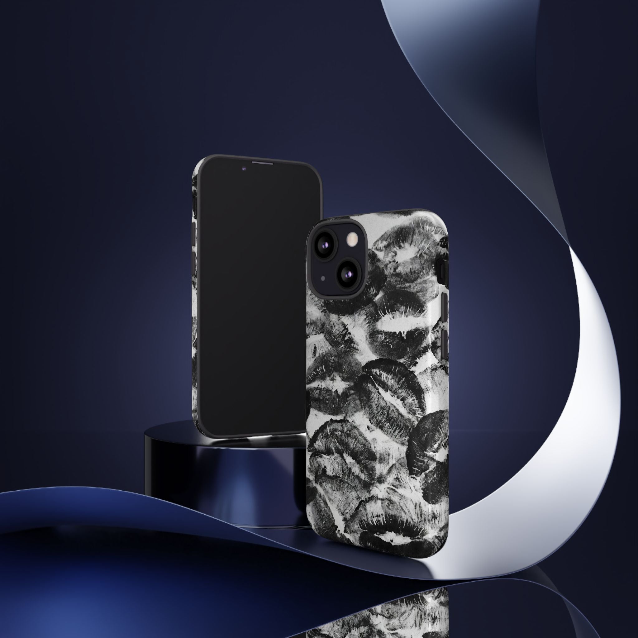 Black and Kiss Design Phone Case