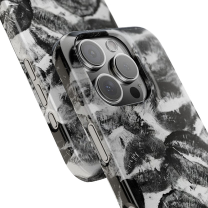 Black & White Kiss Print Case