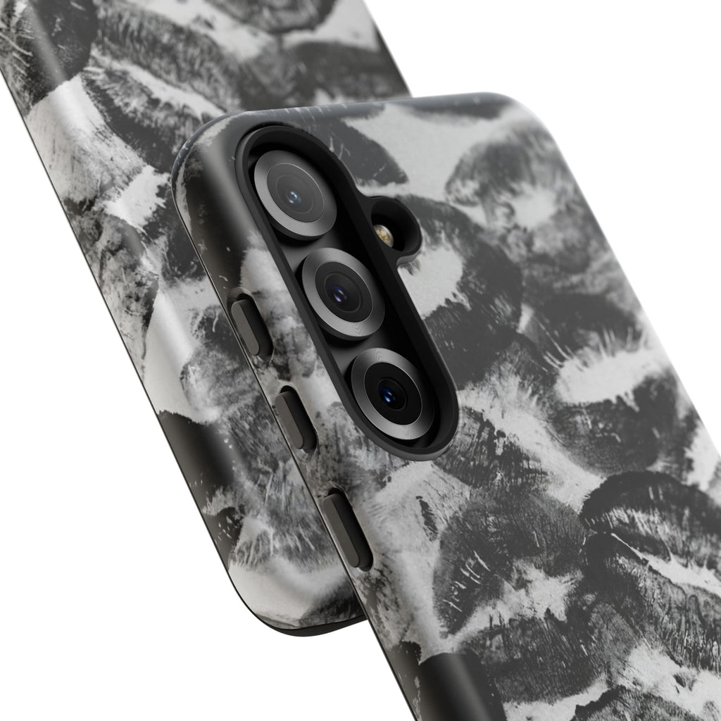 Black and Kiss Design Phone Case