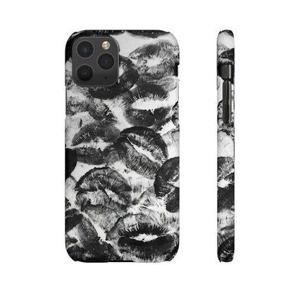 Black & White Kiss Print Case