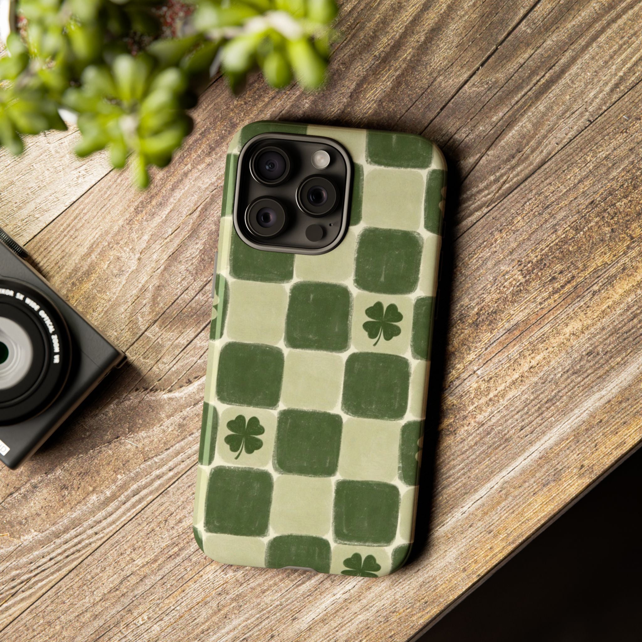 Clover Checker Tough Phone Case