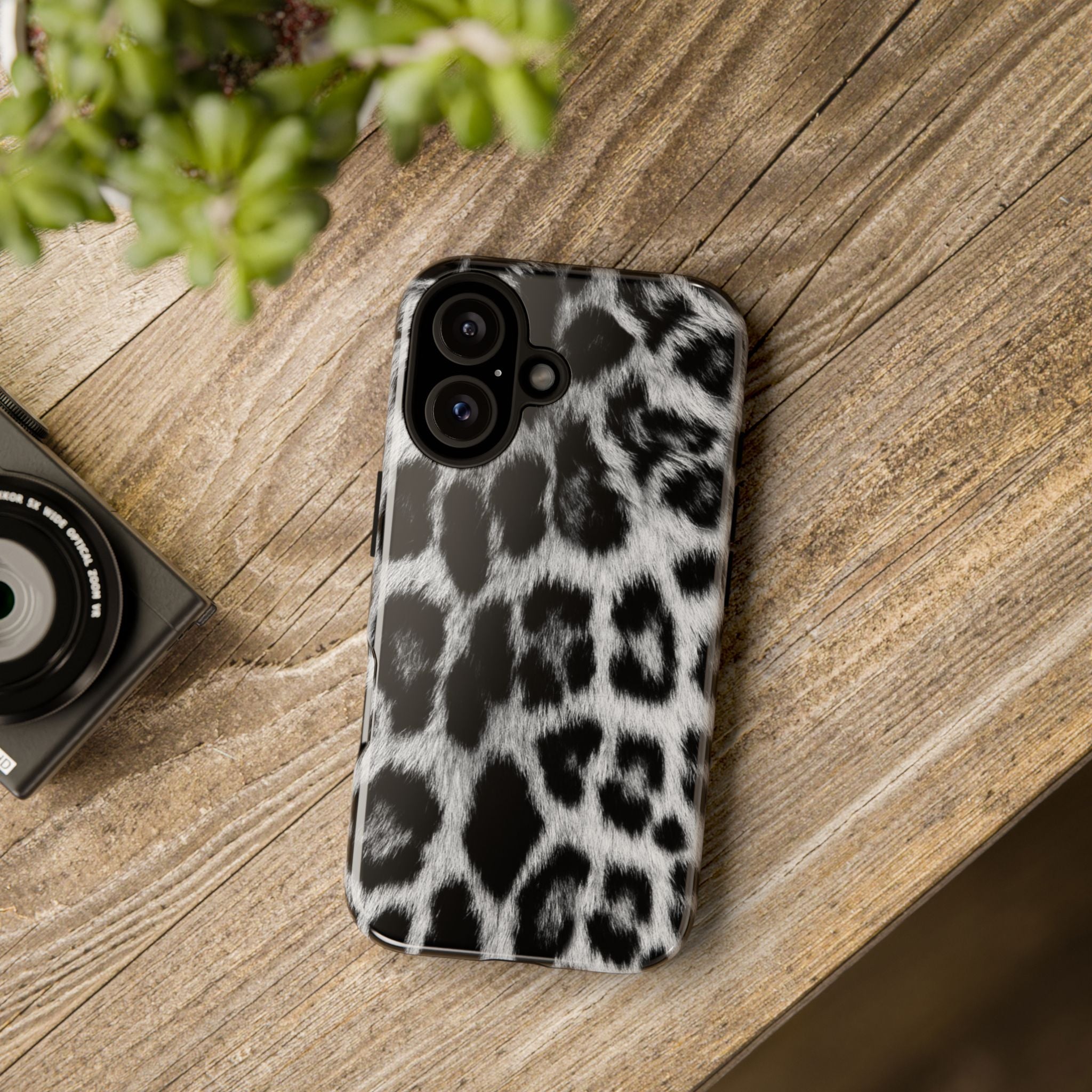 B&W Leopard Phone Case