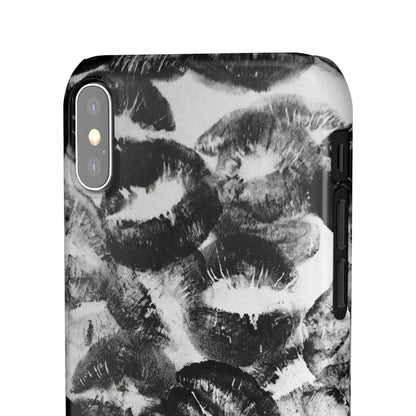 Black & White Kiss Print Case