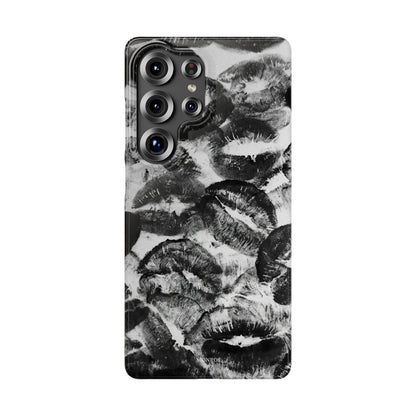 Black & White Kiss Print Case