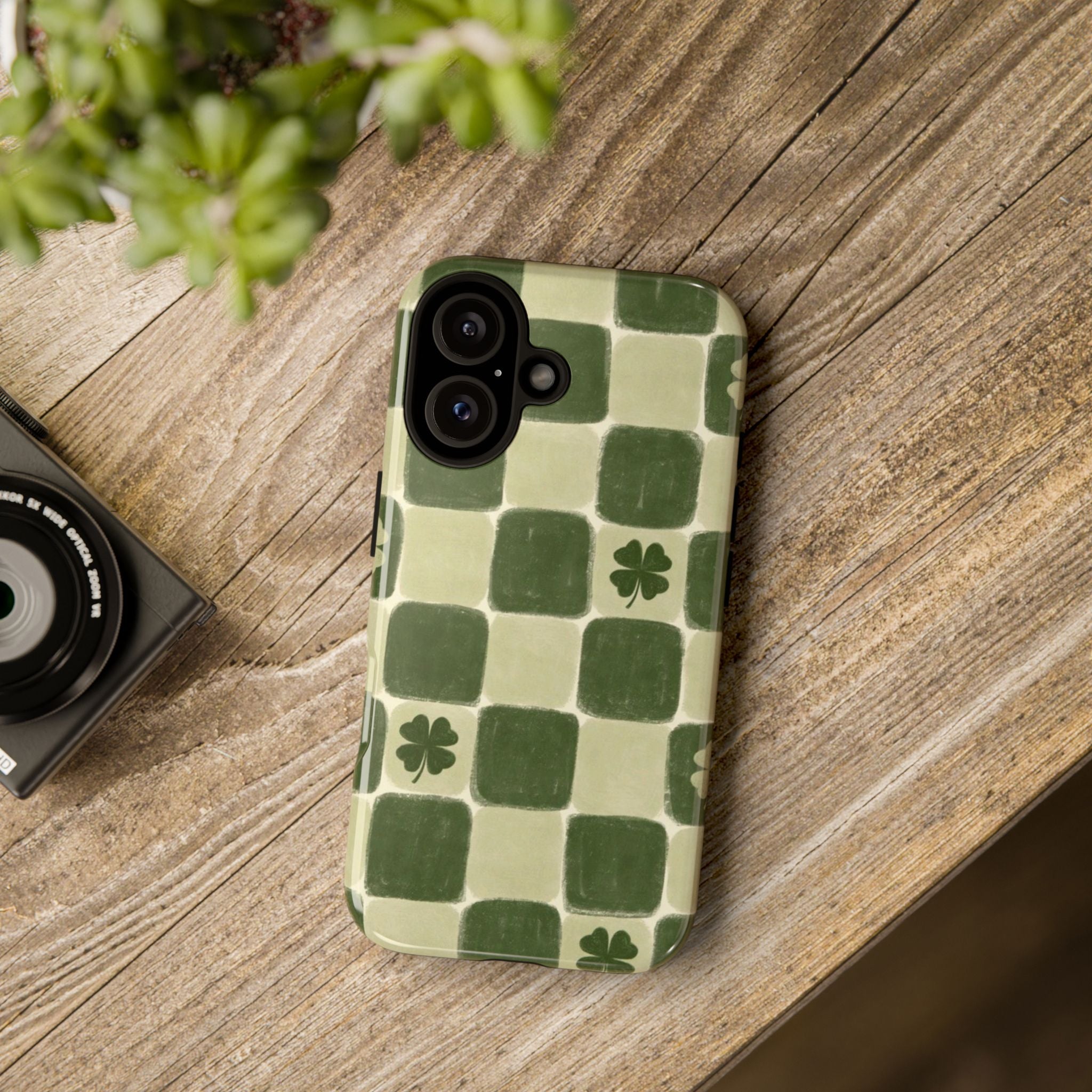 Clover Checker Tough Phone Case