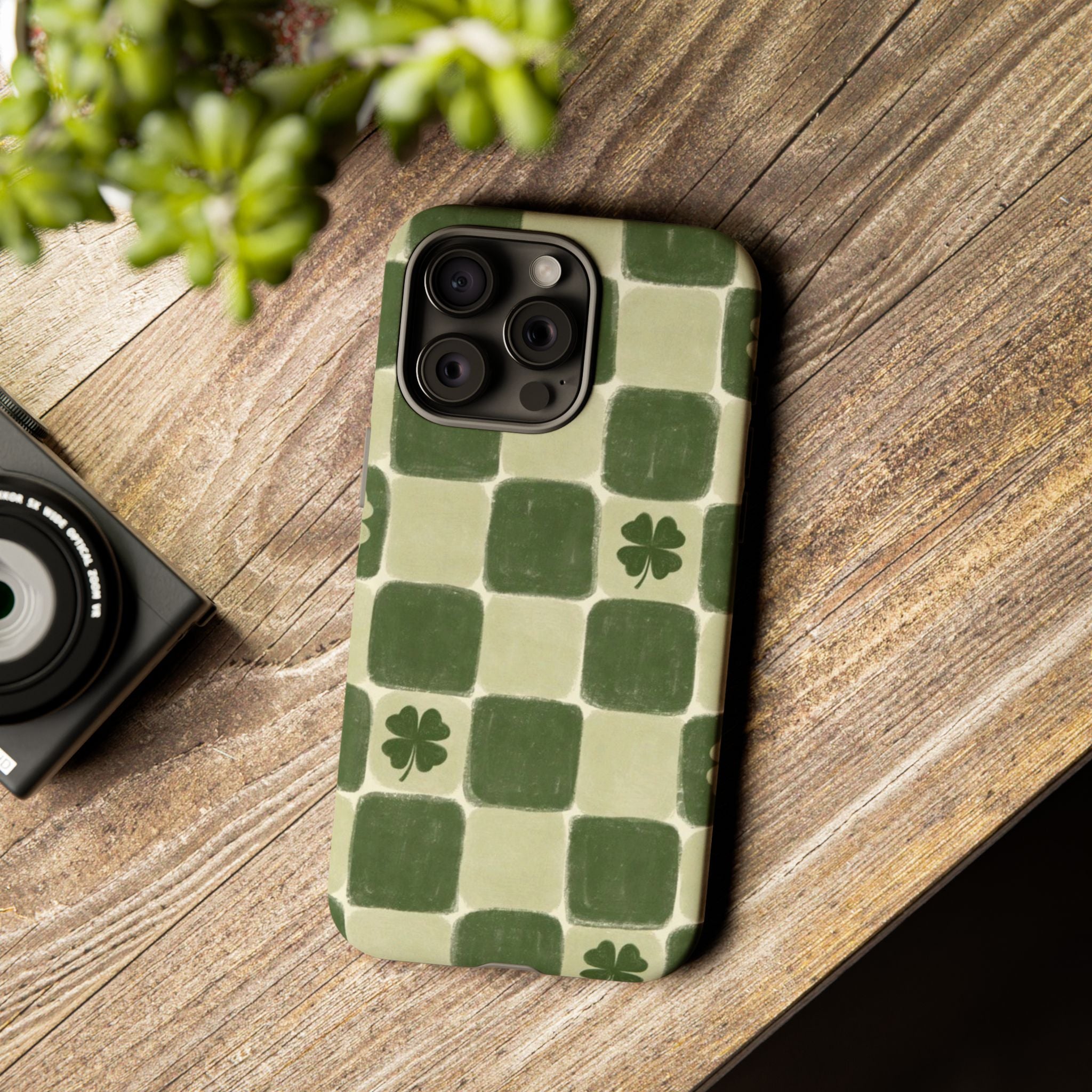 Clover Checker Tough Phone Case