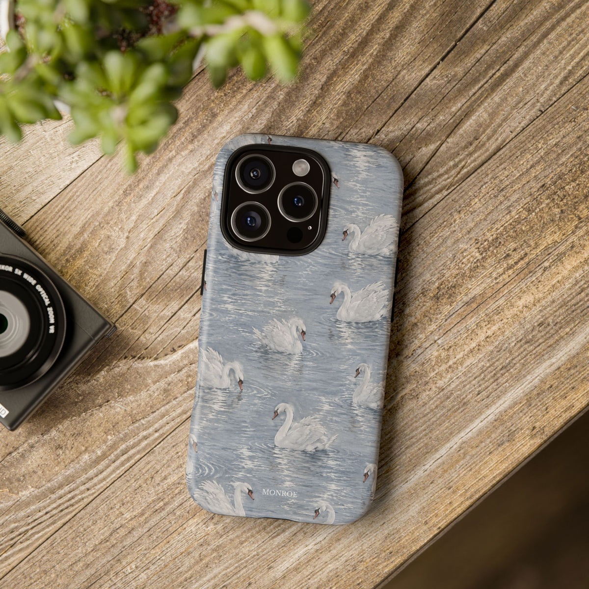 Swan Pattern Tough Case