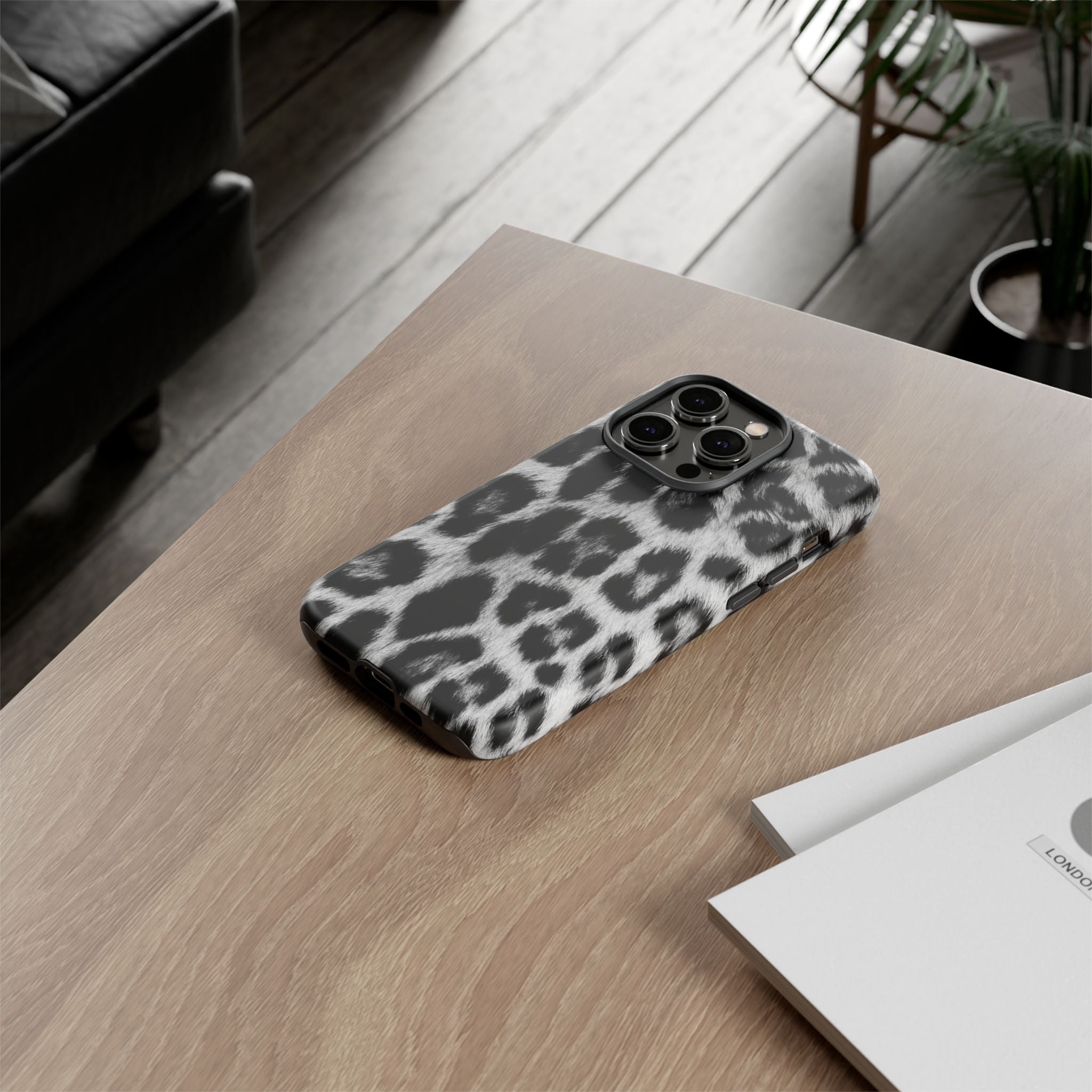 B&W Leopard Phone Case