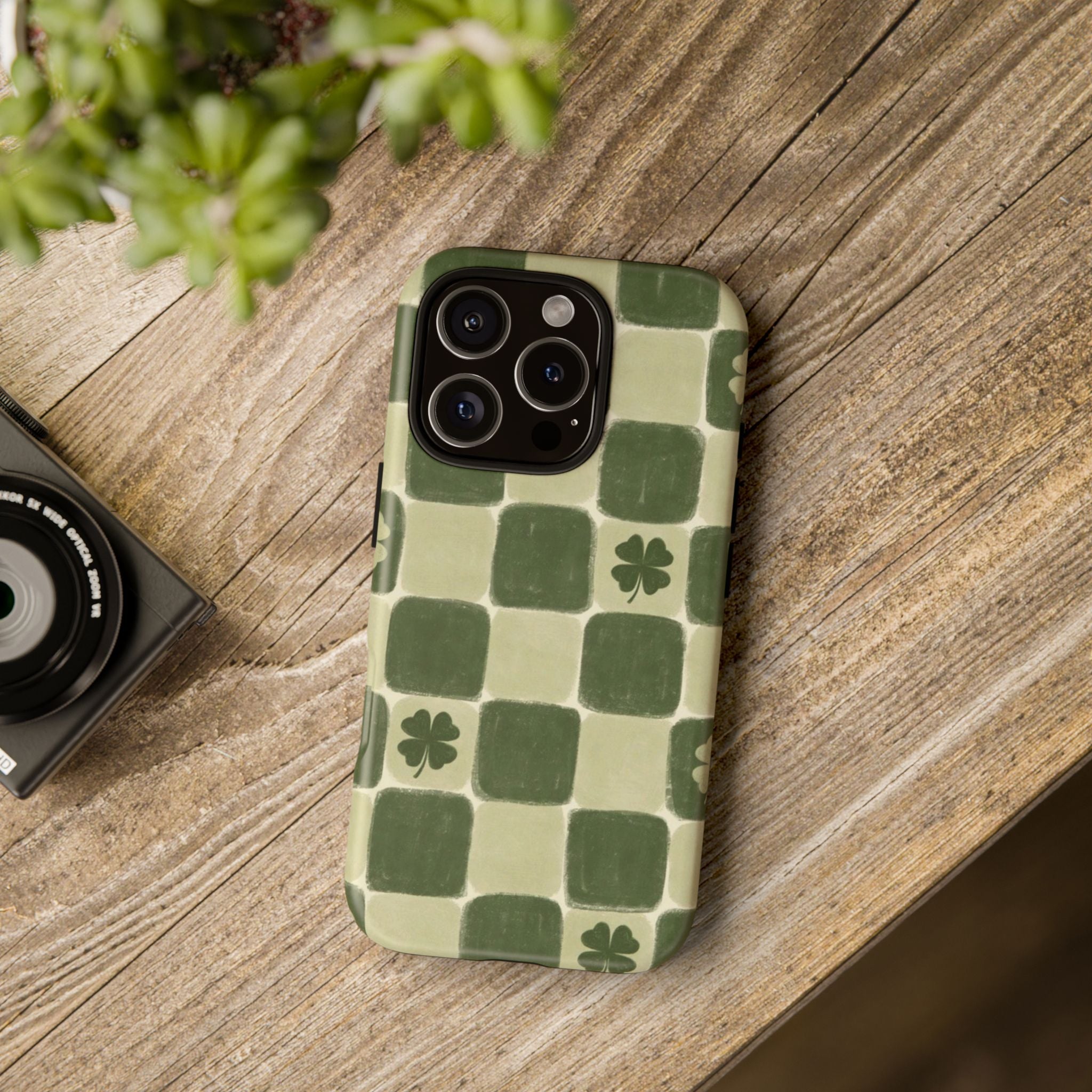 Clover Checker Tough Phone Case