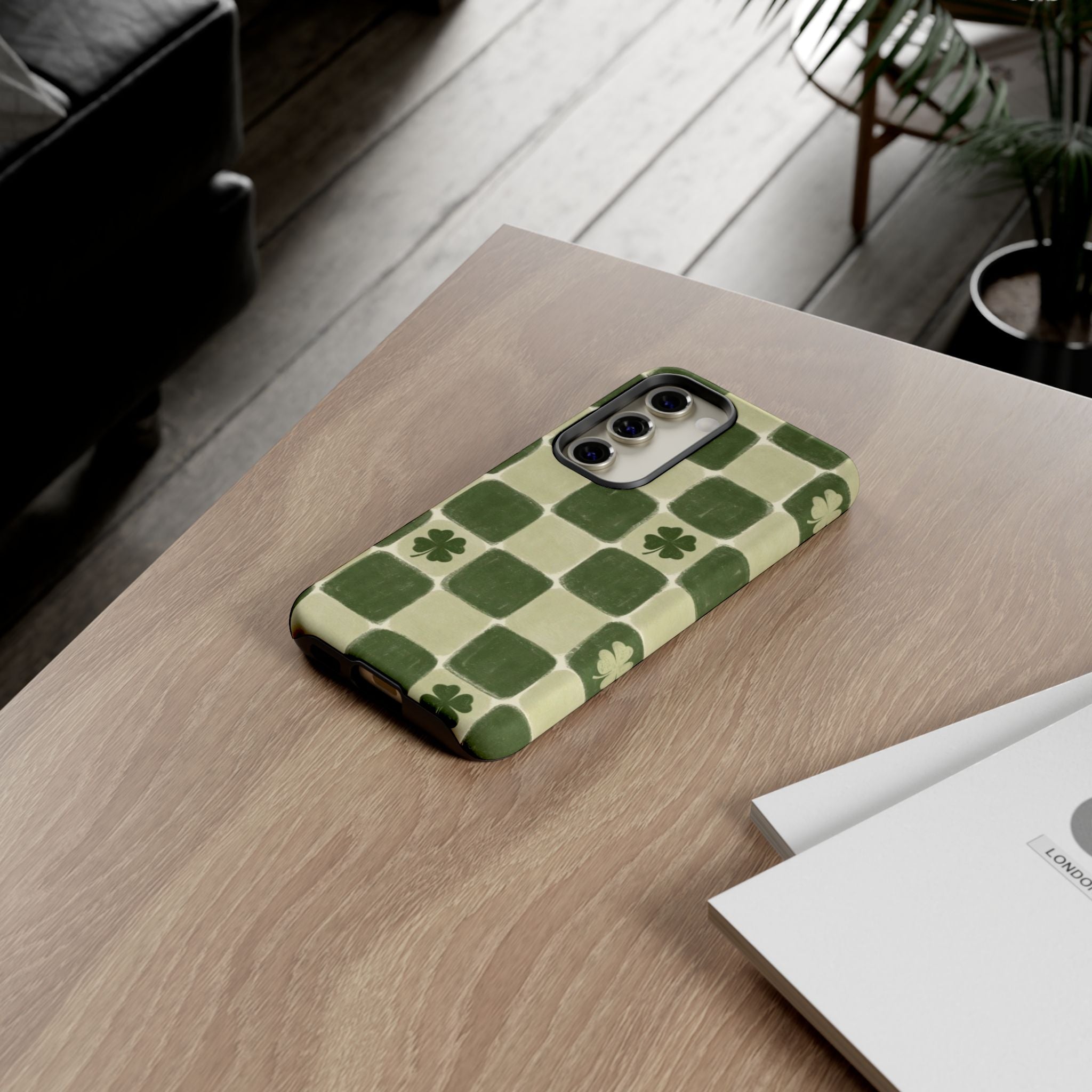 Clover Checker Tough Phone Case