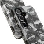 Black and Kiss Design Phone Case