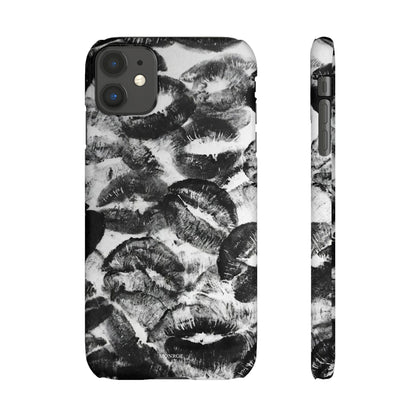 Black & White Kiss Print Case