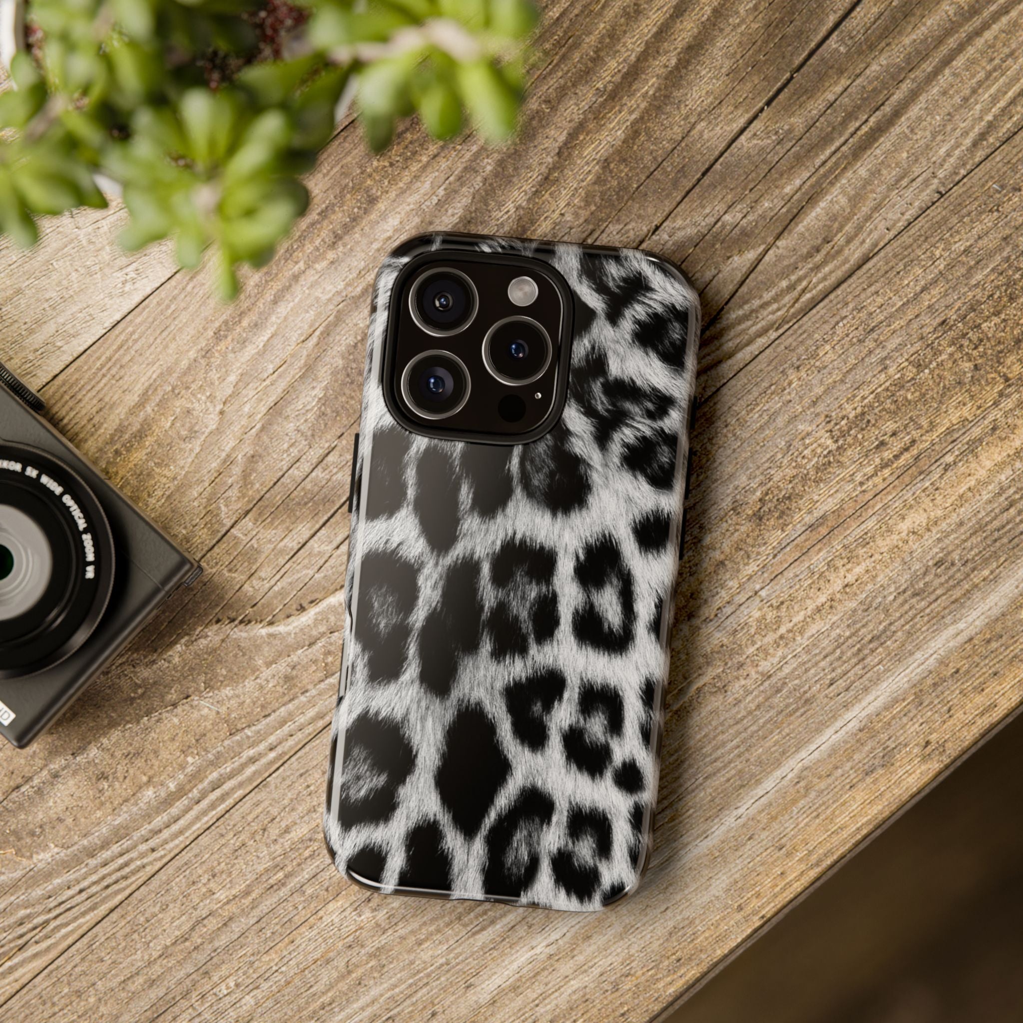 B&W Leopard Phone Case