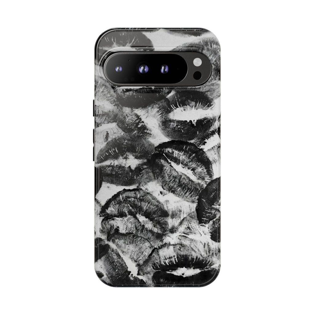 Black and Kiss Design Phone Case