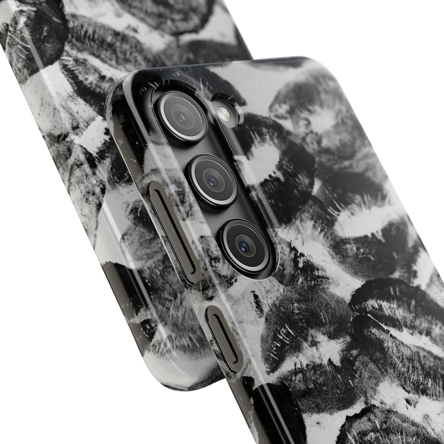 Black & White Kiss Print Case