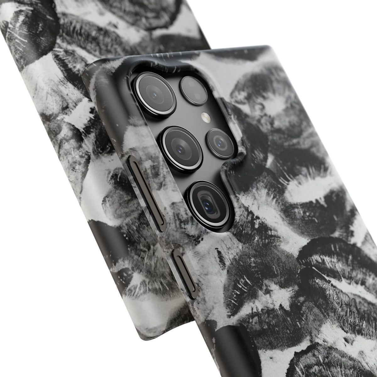 Black & White Kiss Print Case