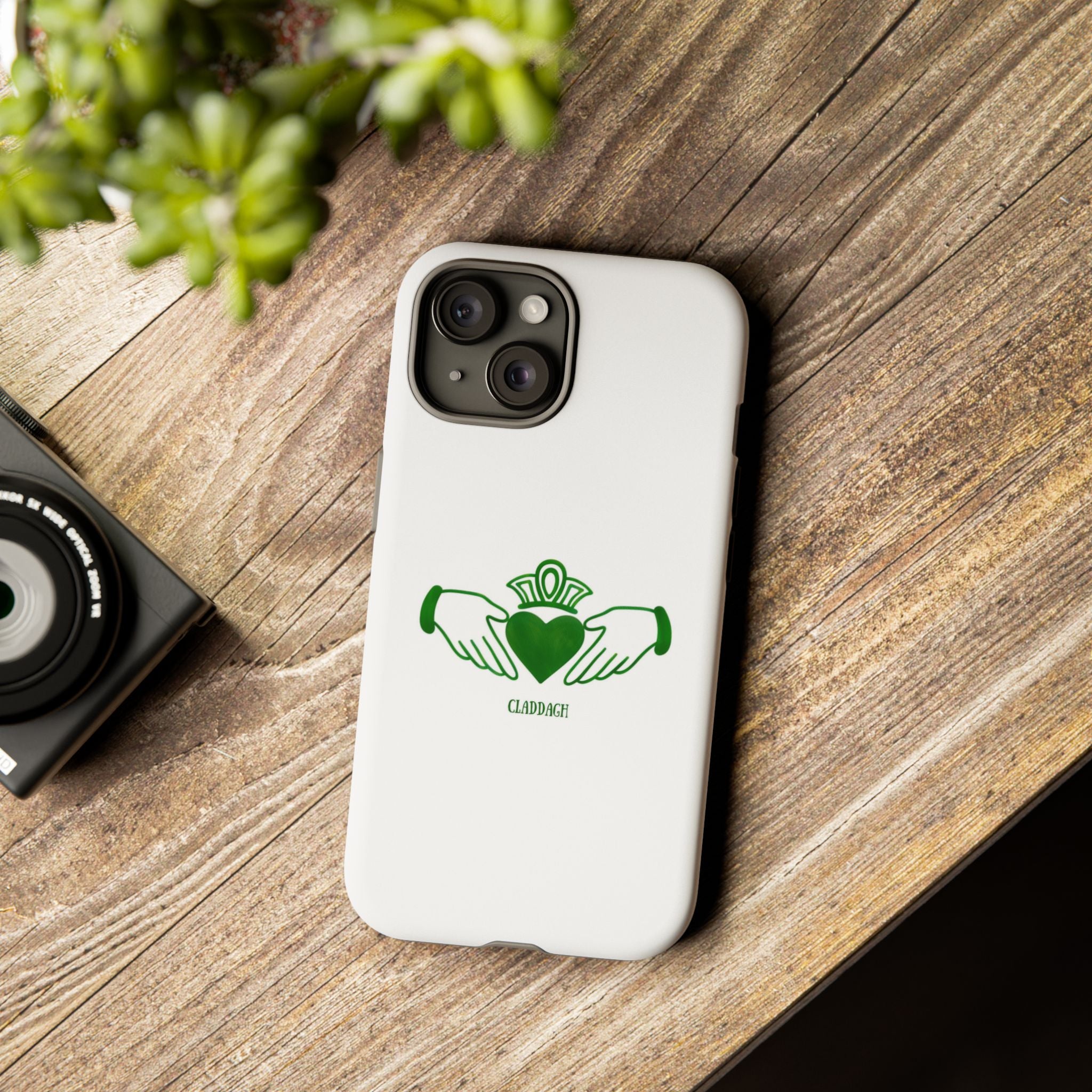 Irish Claddagh Symbol Green Tough Case