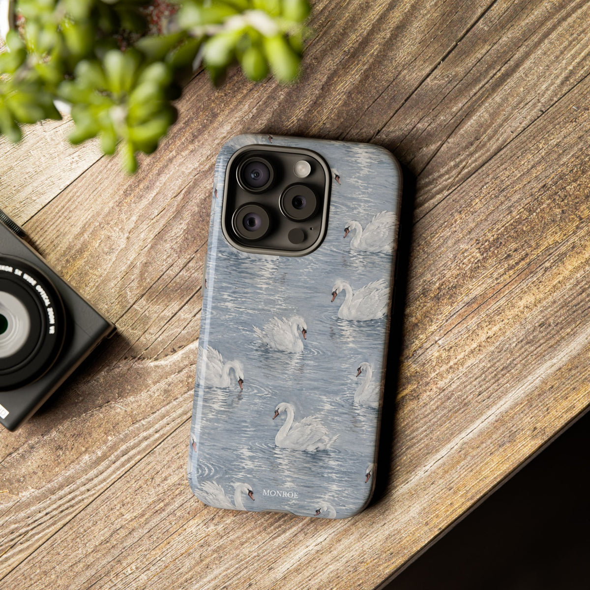 Swan Pattern Tough Case