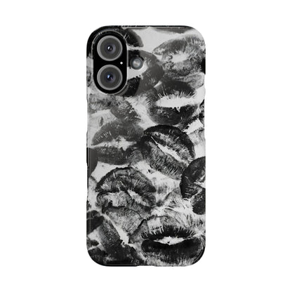 Black & White Kiss Print Case