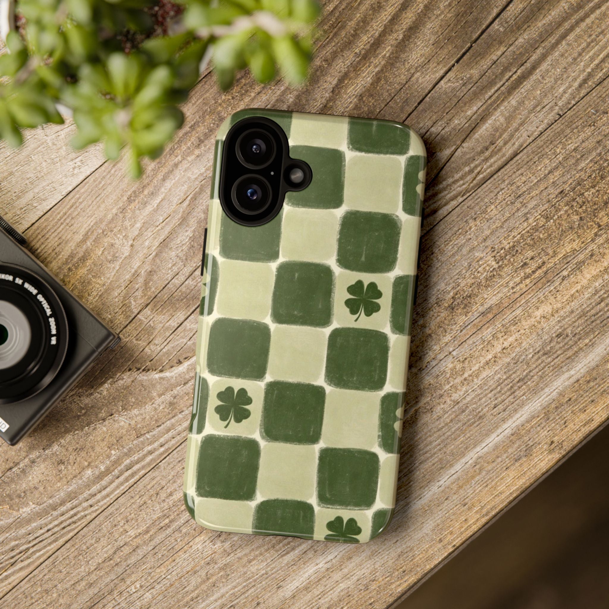 Clover Checker Tough Phone Case