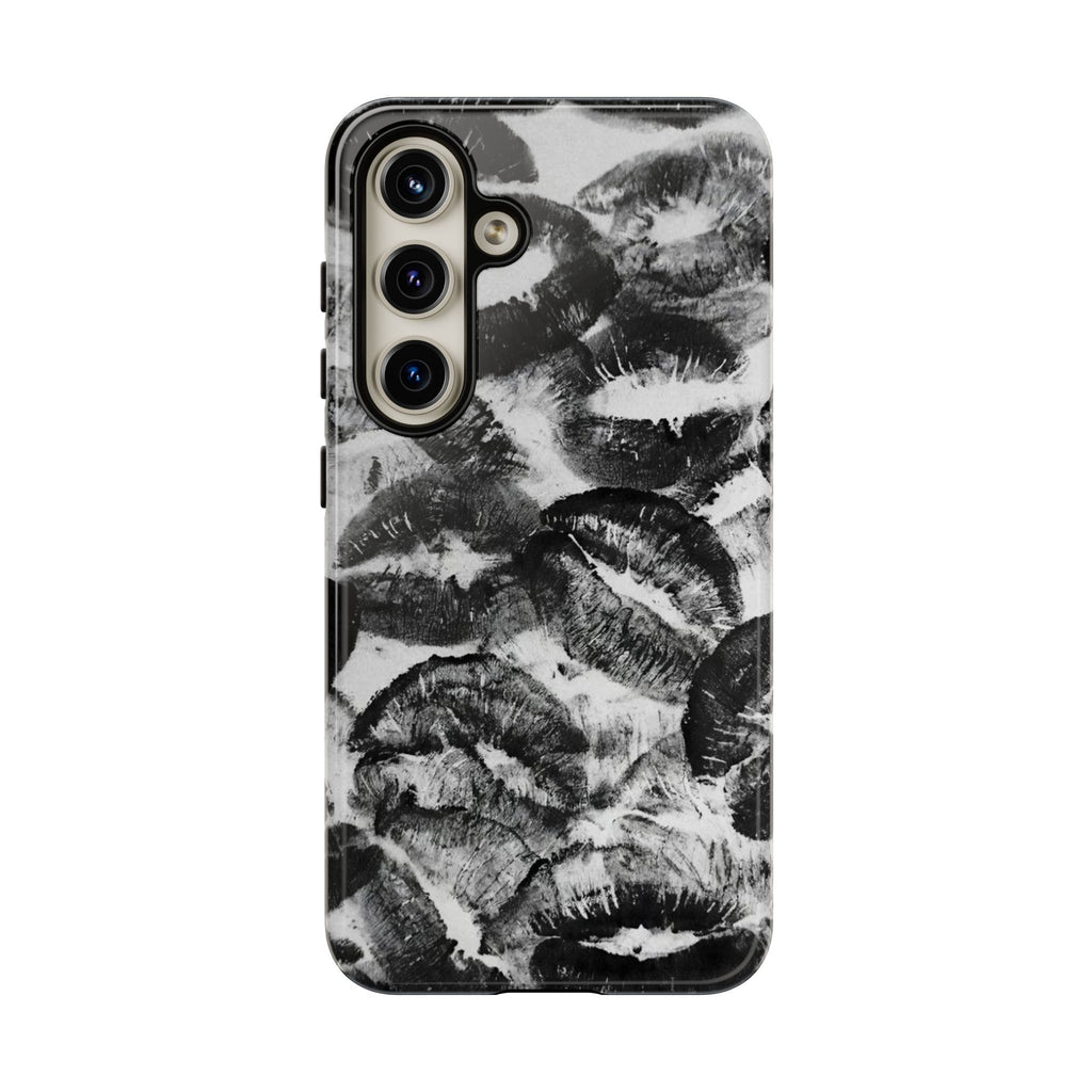 Black and Kiss Design Phone Case