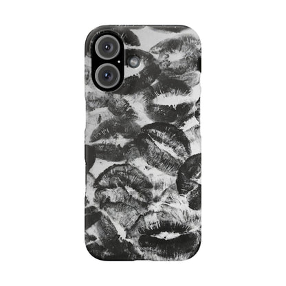 Black & White Kiss Print Case