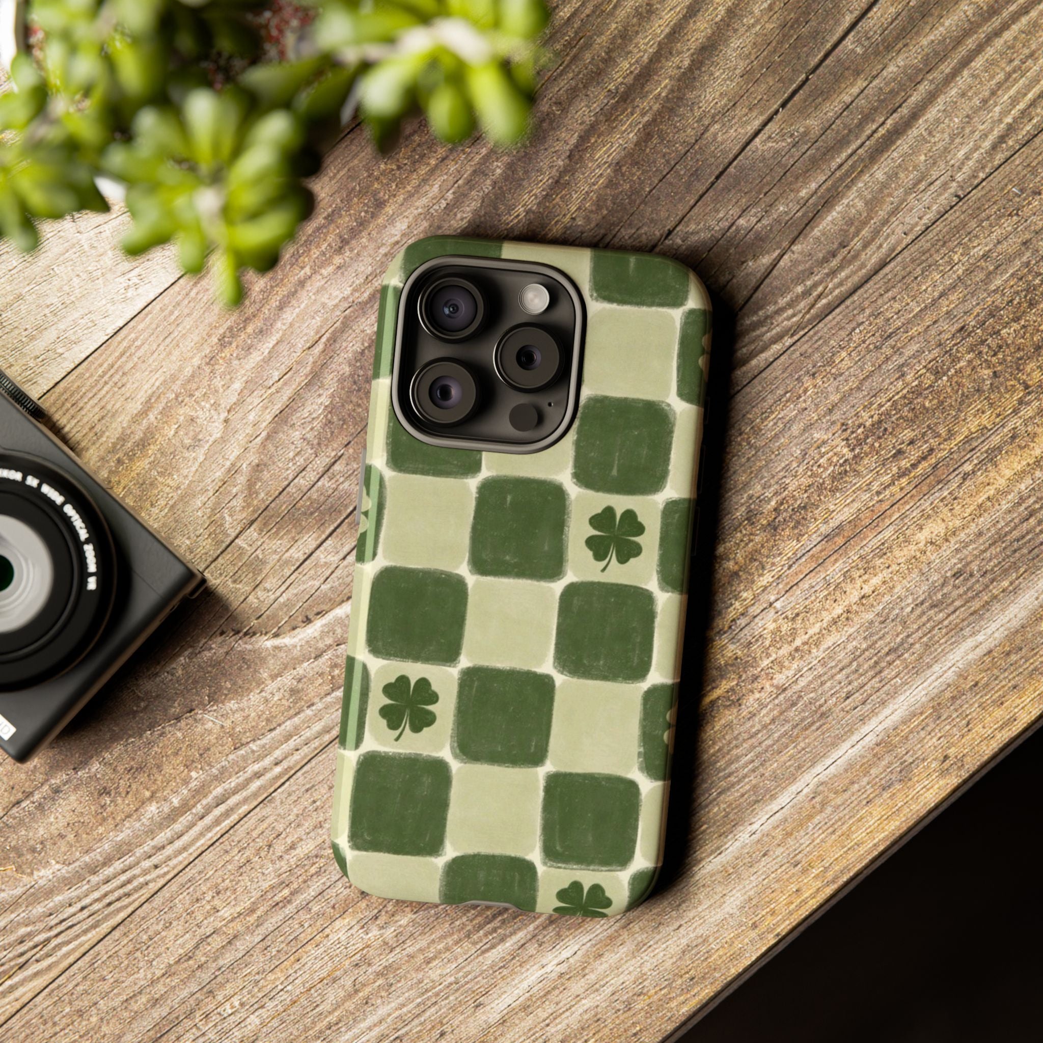 Clover Checker Tough Phone Case